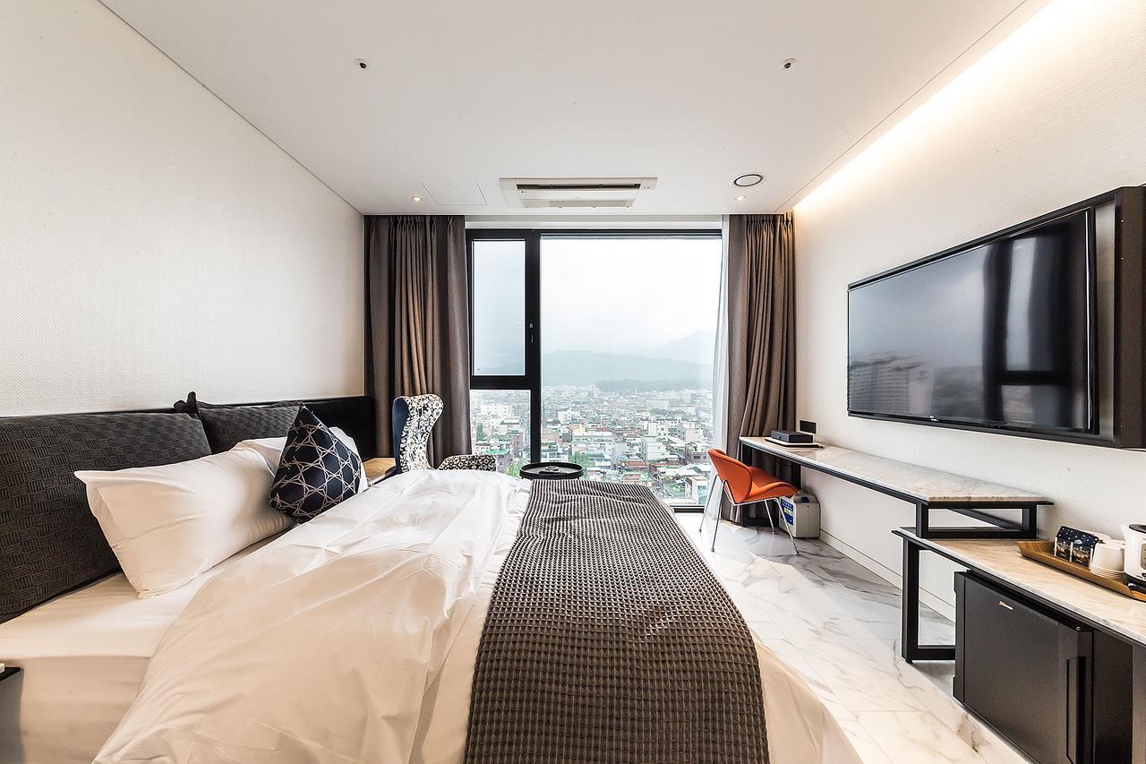 Dobong Bay 204 Hotel 3*