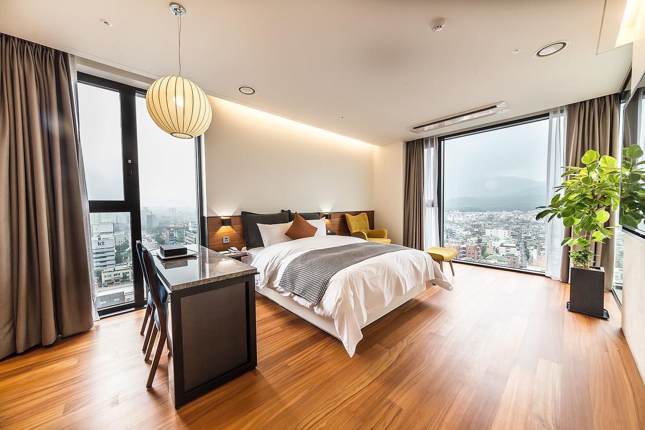Hotel Dobong Bay 204
